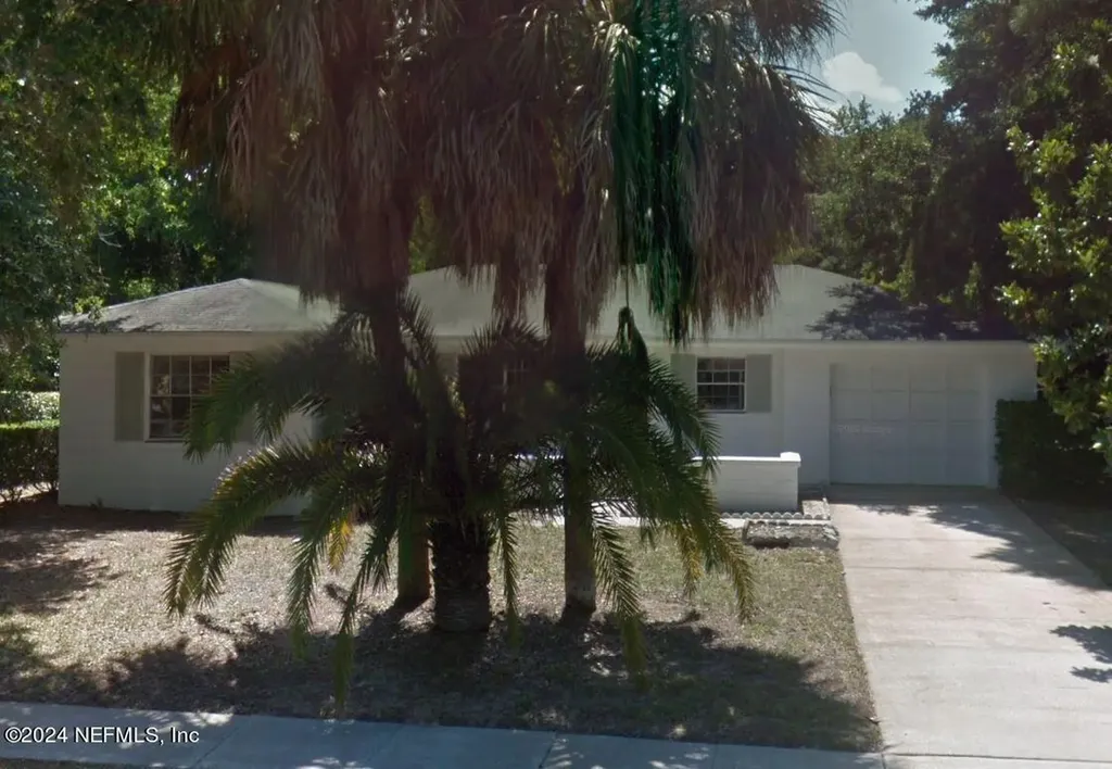 949 Salzedo Avenue St. Augustine FL 32086