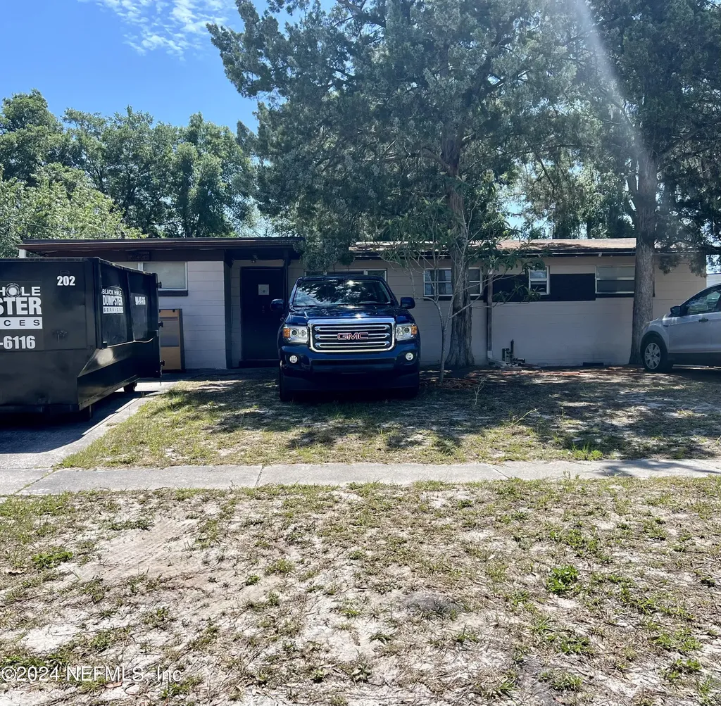 170 Parkwood Drive W Orange Park FL 32073