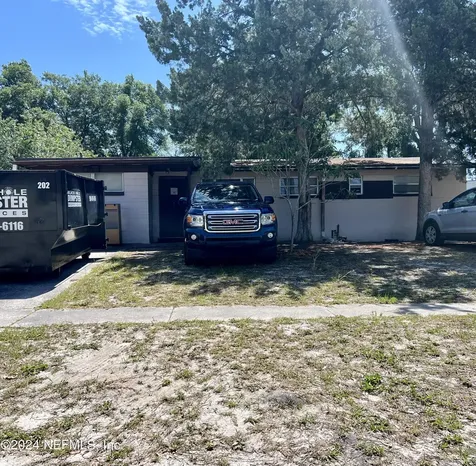170 Parkwood Drive W Orange Park FL 32073