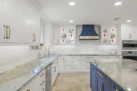 10146 Village Grove Drive W Jacksonville FL 32257