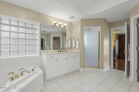 10146 Village Grove Drive W Jacksonville FL 32257