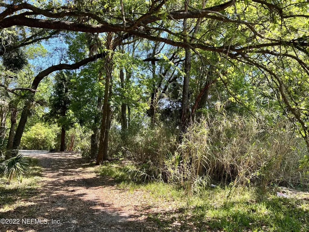 654 S Orange Avenue Green Cove Springs FL 32043