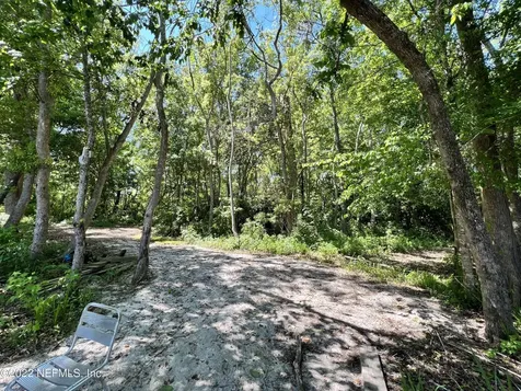654 S Orange Avenue Green Cove Springs FL 32043