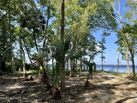654 S Orange Avenue Green Cove Springs FL 32043