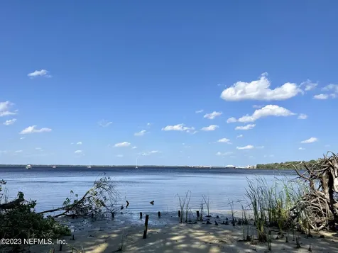 654 S Orange Avenue Green Cove Springs FL 32043