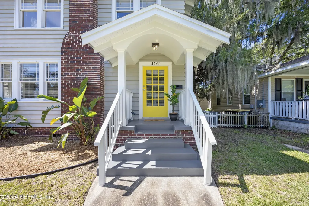 2976 Collier Avenue Jacksonville FL 32205