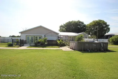 8360 Smith Road Hastings FL 32145