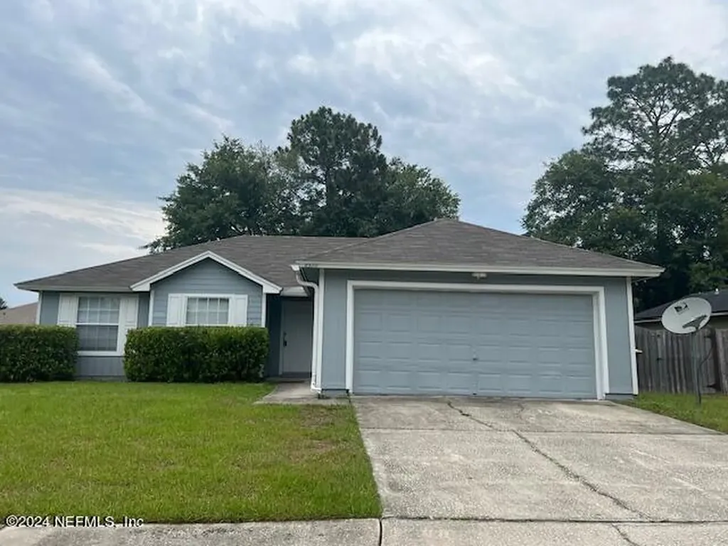 8519 Blazing Star Court Jacksonville FL 32210