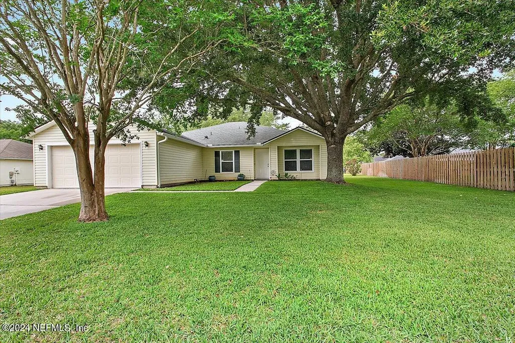 786 Roland Lakes Drive Jacksonville FL 32220