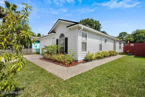 852 Majestic Cypress Drive N Jacksonville FL 32233