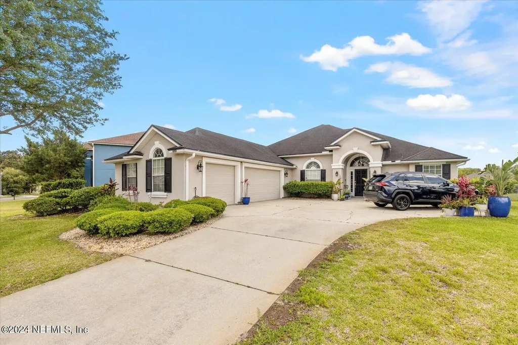 3646 Victoria Lakes Drive N Jacksonville FL 32226