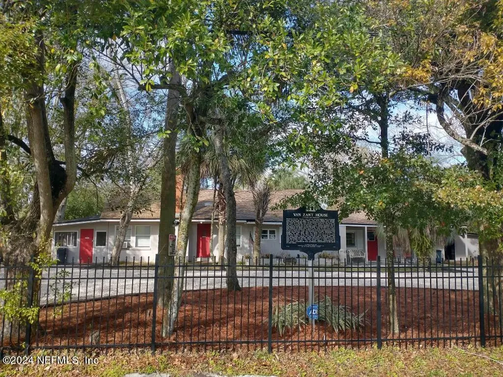 5419 Woodcrest Road Jacksonville FL 32205