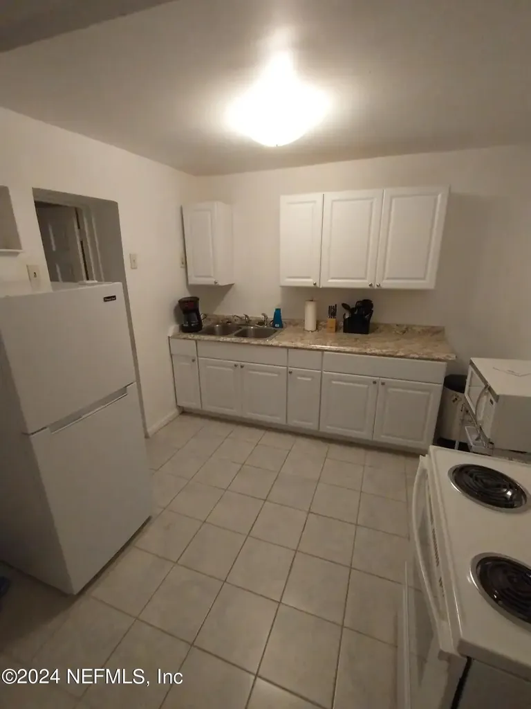 5419 Woodcrest Road Jacksonville FL 32205