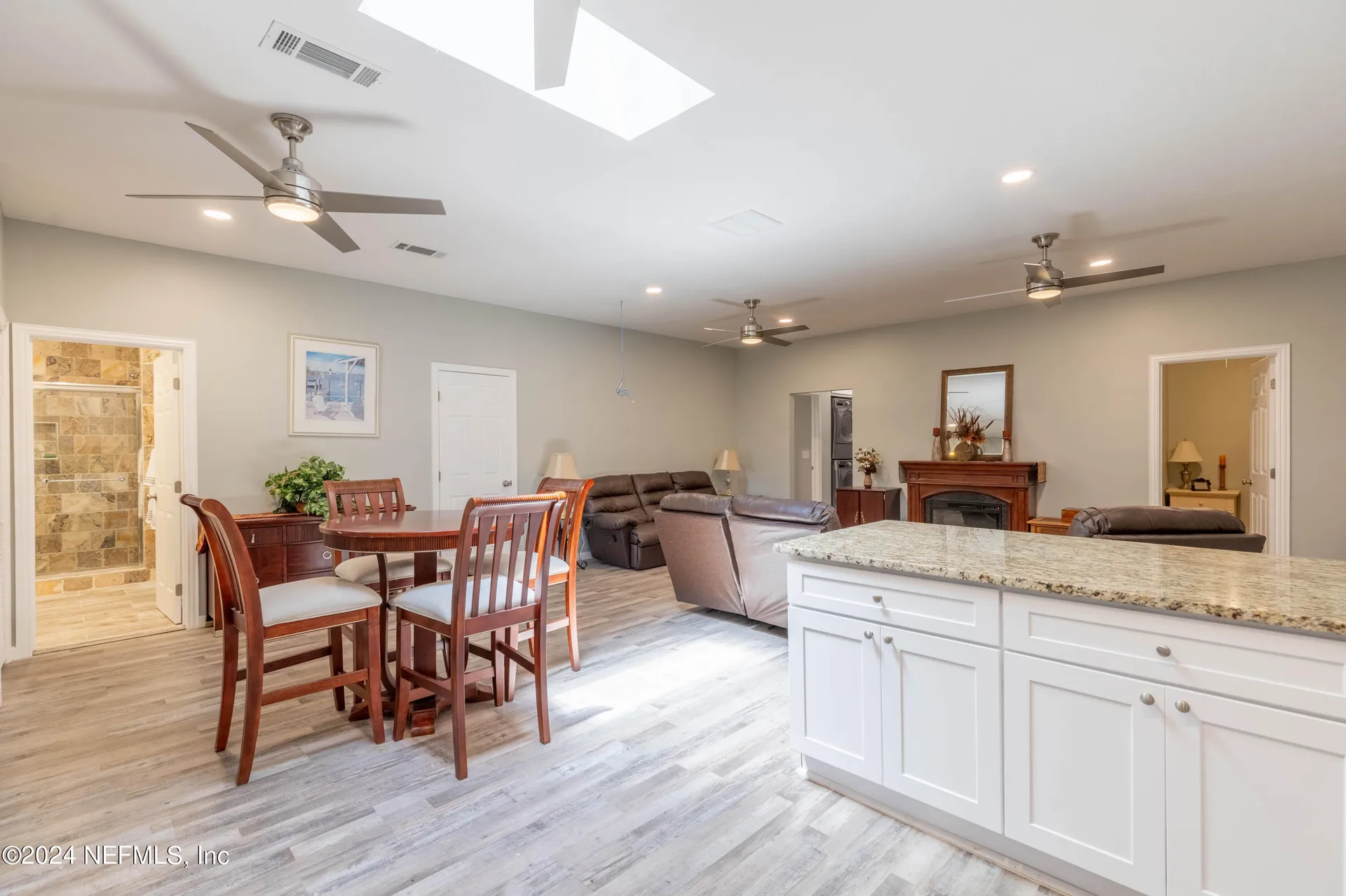 2016 Cassat Avenue Jacksonville FL 32210