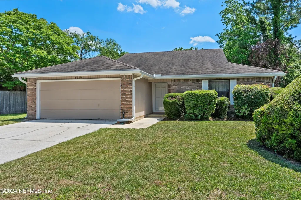 5310 Buggy Whip Drive N Jacksonville FL 32257