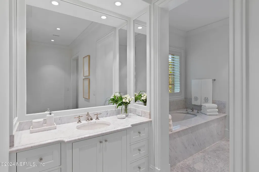 156 Plantation Circle S Ponte Vedra Beach FL 32082