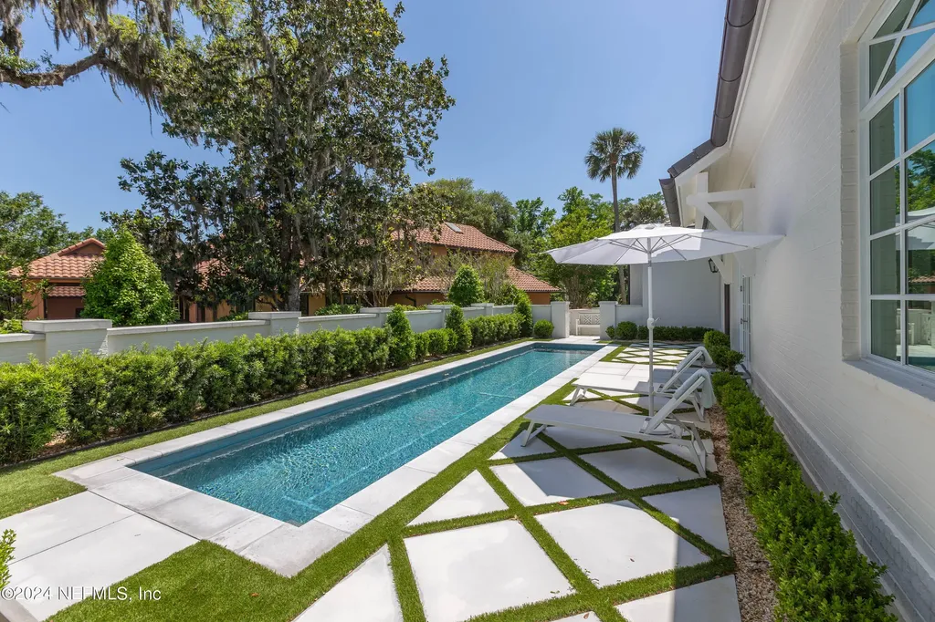 156 Plantation Circle S Ponte Vedra Beach FL 32082
