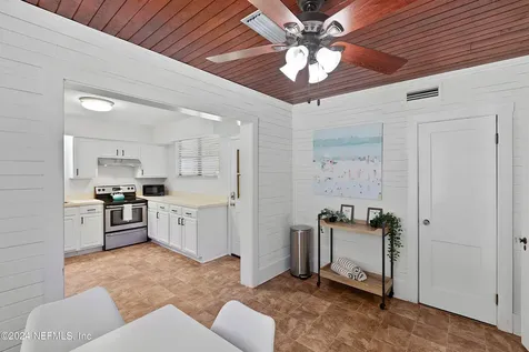 1207 &1205 2nd Street S Jacksonville Beach FL 32250