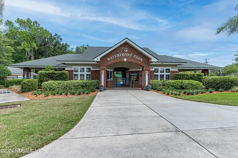 2233 S Brook Drive Fleming Island FL 32003
