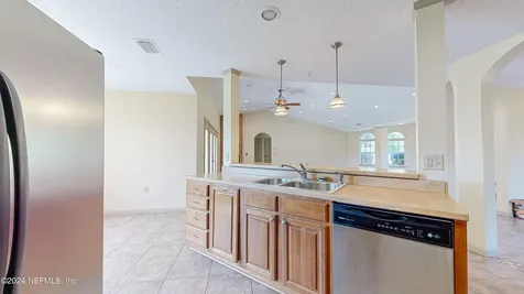 3618 NE Country Kitchen Road Madison FL 32340
