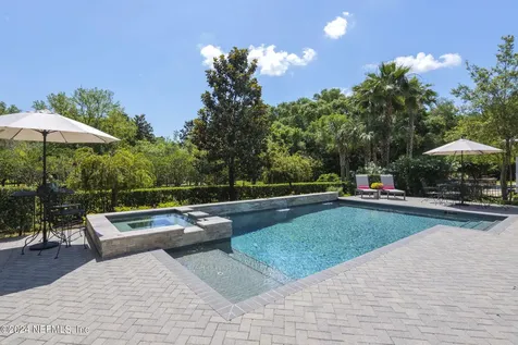 5146 Commissioner's Drive Jacksonville FL 32224