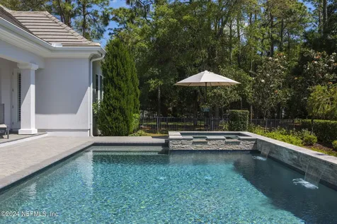 5146 Commissioner's Drive Jacksonville FL 32224