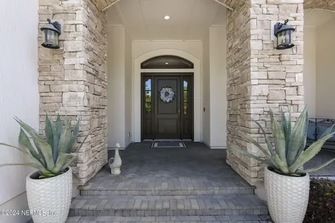 5146 Commissioner's Drive Jacksonville FL 32224