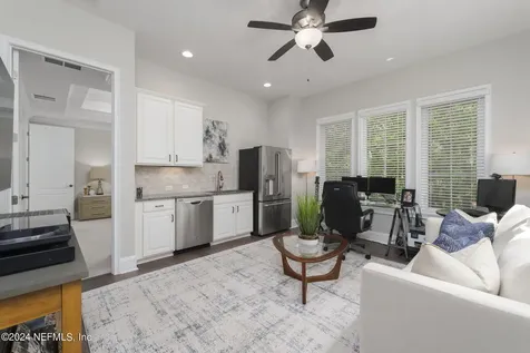 5146 Commissioner's Drive Jacksonville FL 32224
