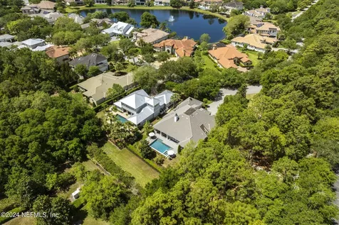 5146 Commissioner's Drive Jacksonville FL 32224