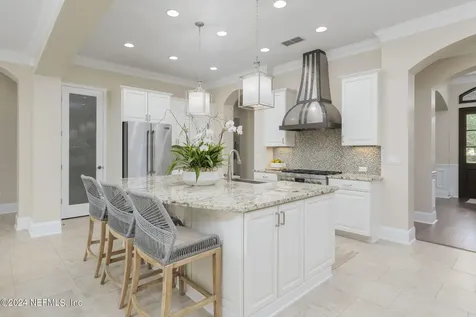5146 Commissioner's Drive Jacksonville FL 32224