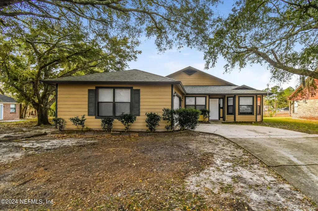 1352 Shearwater Drive Jacksonville FL 32218
