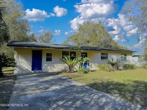 150 Live Oak Street San Mateo FL 32187