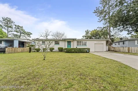 7512 Altus Drive S Jacksonville FL 32277