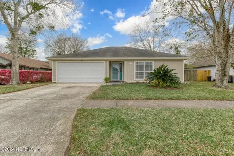 7068 Swamp Flower Drive N Jacksonville FL 32244