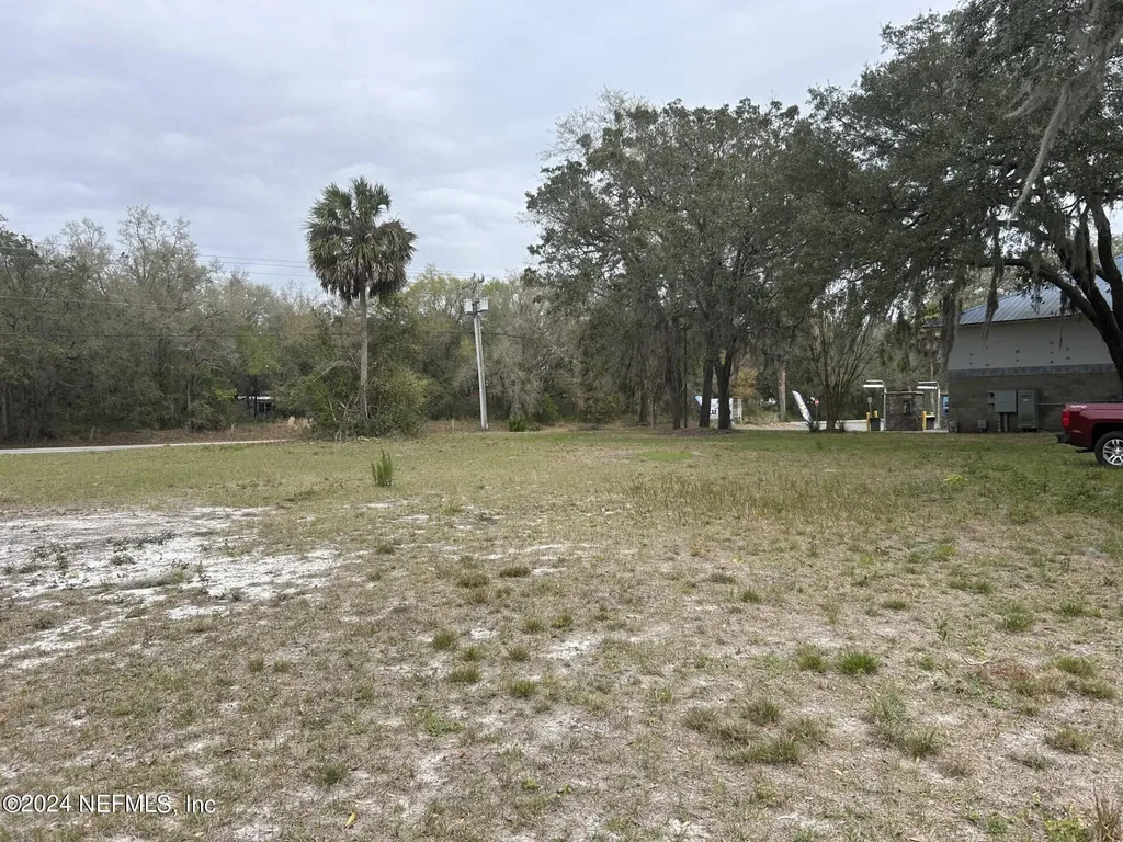 4505 Street Johns Avenue Palatka FL 32177