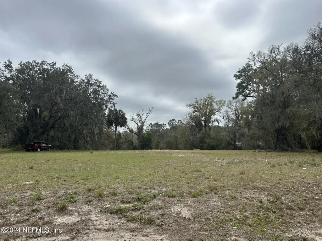 4505 Street Johns Avenue Palatka FL 32177