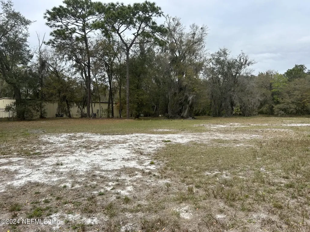 4505 Street Johns Avenue Palatka FL 32177