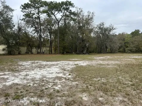 4505 Street Johns Avenue Palatka FL 32177