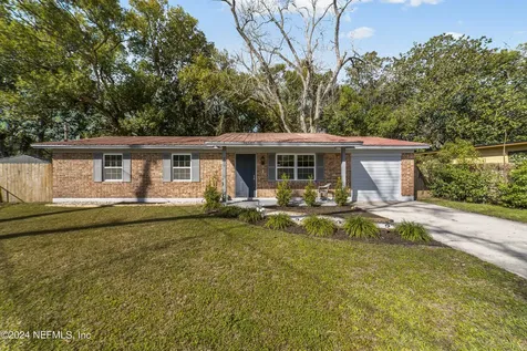 750 New Court W Jacksonville FL 32254