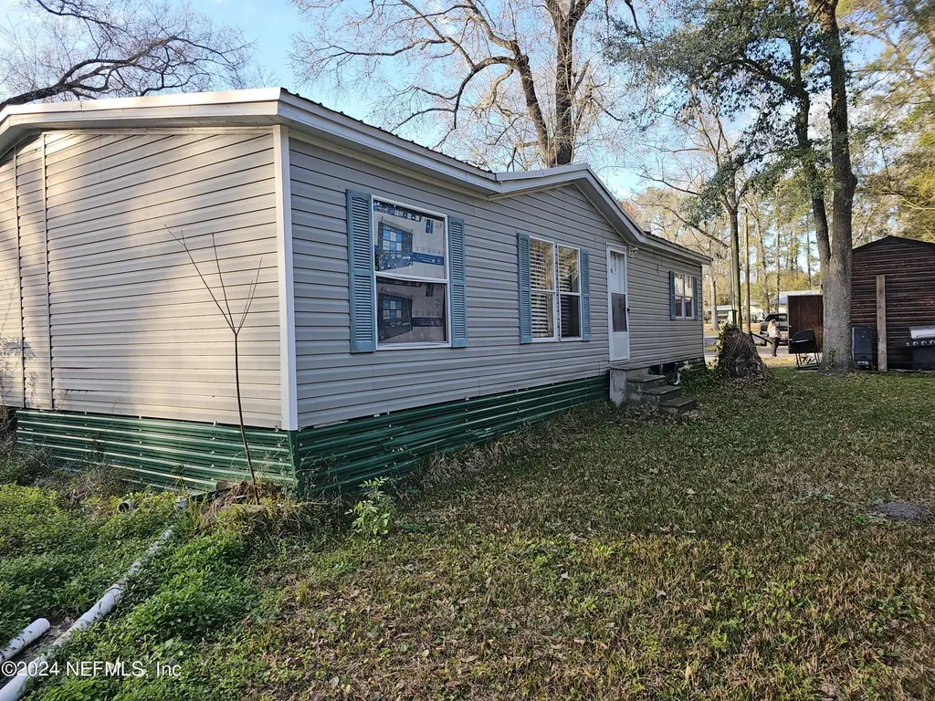 5794/5806 Woodlawn Cemetery Road Macclenny FL 32063