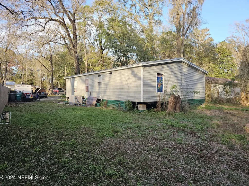 5794/5806 Woodlawn Cemetery Road Macclenny FL 32063