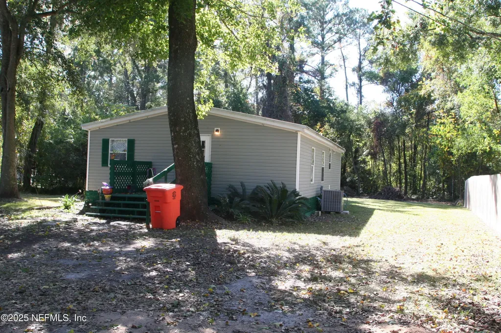 5794/5806 Woodlawn Cemetery Road Macclenny FL 32063
