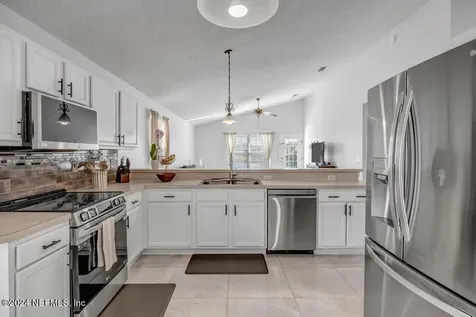 6264 Ironside Drive N Jacksonville FL 32244