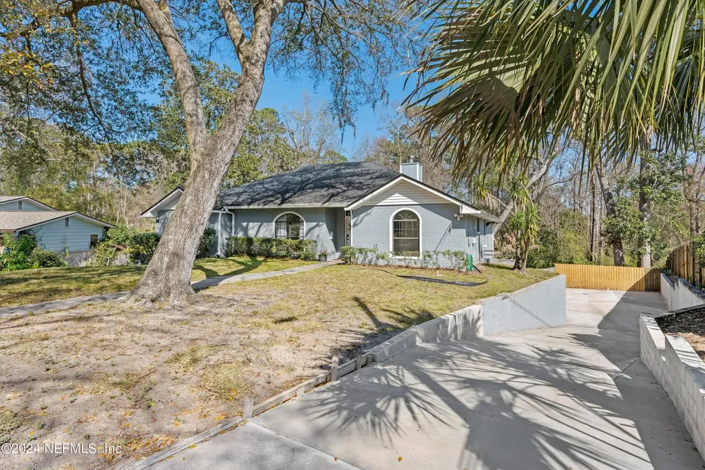955 Carlotta Road E Jacksonville FL 32211