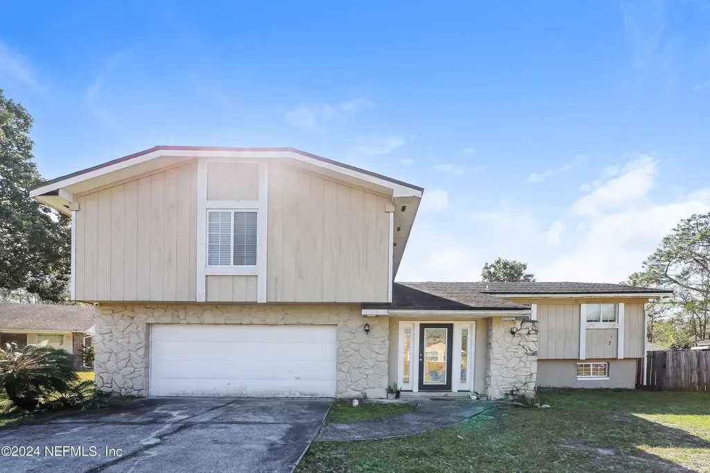 11026 Oak Ridge Drive N Jacksonville FL 32225
