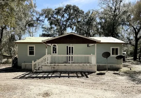 125 Dixie Street Hawthorne FL 32640