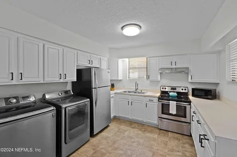 1207-1205 2nd Street S Jacksonville Beach FL 32250