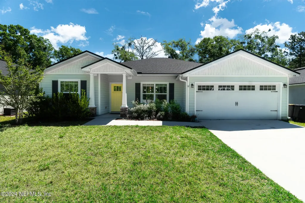 1229 Sarahs Landing Drive Jacksonville FL 32221