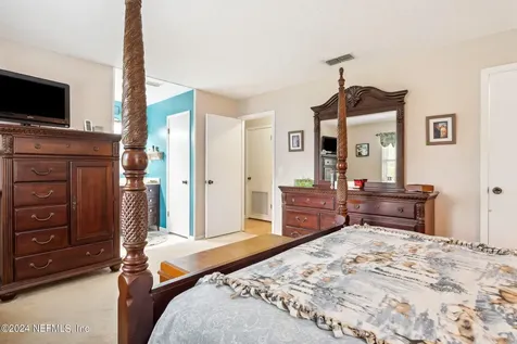 13532 Tarrasa Court W Jacksonville FL 32225