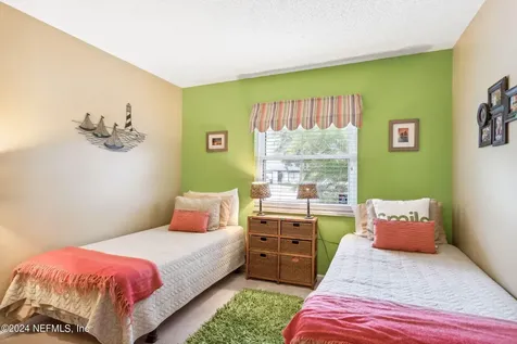 13532 Tarrasa Court W Jacksonville FL 32225